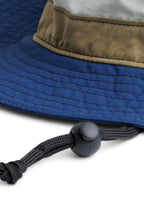 Synthetic Strap Bucket